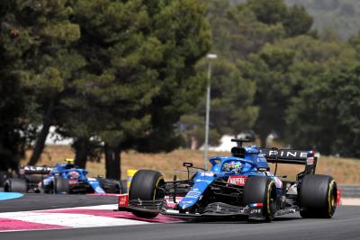 Fernando Alonso (ESP) Alpine F1 Team A521.