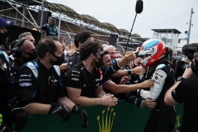 Race winner Esteban Ocon (FRA) Alpine F1 Team celebrates with the team in parc ferme.