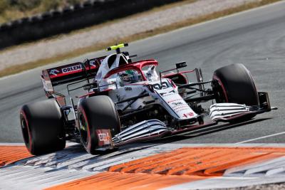 Antonio Giovinazzi (ITA) Alfa Romeo Racing C41.