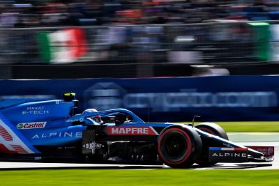 Esteban Ocon (FRA) Alpine F1 Team A521.