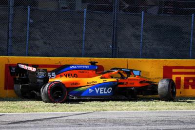 Carlos Sainz Jr (ESP) McLaren MCL35 crashed out of the race.