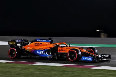 Daniel Ricciardo (AUS) McLaren MCL35M.