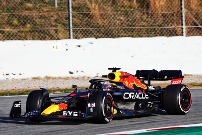 Max Verstappen (NLD) Red Bull Racing RB18.