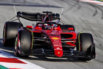 Charles Leclerc (MON) Ferrari F1-75.