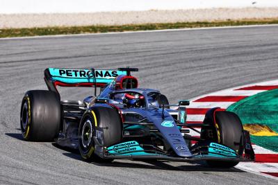 George Russell (GBR) Mercedes AMG F1 W13.