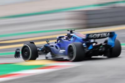 Alexander Albon (THA) Williams Racing FW44.