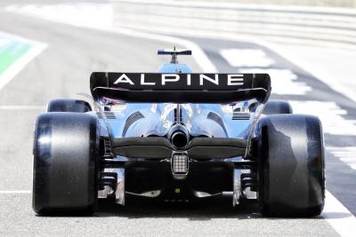 Esteban Ocon (FRA) Alpine F1 Team A522.