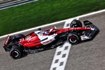 Valtteri Bottas (FIN) Alfa Romeo F1 Team C42.