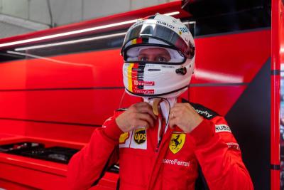 Aston Martin akan menyerahkan garis hidup Sebastian Vettel F1 untuk 2021?