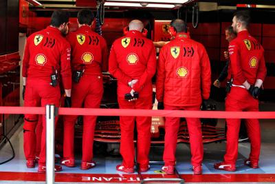 Ferrari menegaskan kesalahan sistem pelumasan menyebabkan mesin mati
