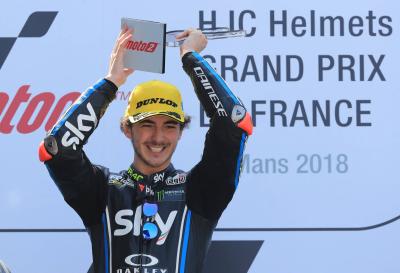 Moto2: Bagnaia blasts away for French win