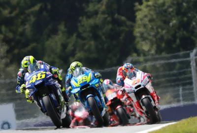 Rossi: Kami menderita - tapi saya menikmati balapan