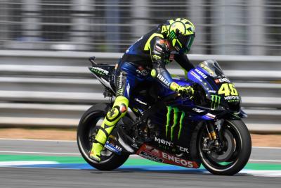 Valentino Rossi menunda keputusan tentang masa depan MotoGP