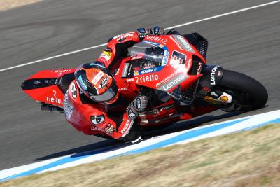 Petrucci 'seeing stars' after oil spill fall