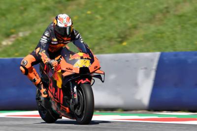 Pol Espargaro dominan untuk KTM di FP2, Quartararo yang tidak menentu turun di urutan ke-14