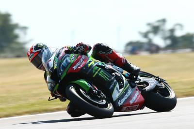 Rea takes sprint win after oil causes crash chaos, Sykes loses second