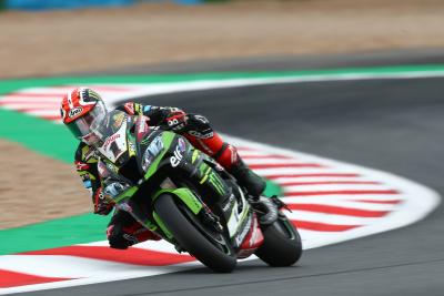 Rea wins to take World Superbike title with Bautista out