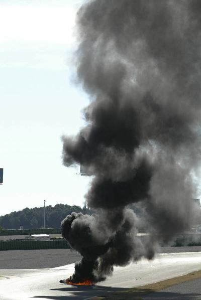 Pictures: KR V5 on fire.