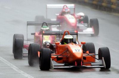 Scheckter slowed by mechanical dramas.