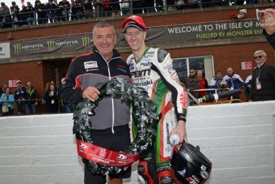 TT 2015: Hutchy: Beating Dunlop makes it more special