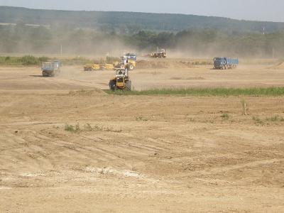 PICTURES: Building the Balatonring.