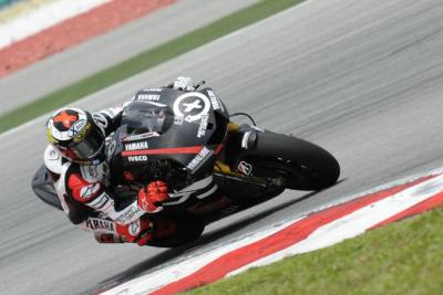 Lorenzo in front as MotoGP 2012 begins