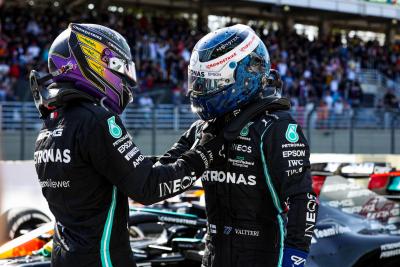(L to R): Race winner Lewis Hamilton (GBR) Mercedes AMG F1 celebrates in parc ferme with third placed team mate Valtteri
