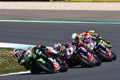 Jonathan Rea, Toprak Razgatlioglu, Andrea Locatelli, Alvaro Bautista dan Alex Lowes, Assen WorldSBK race1, 23 April