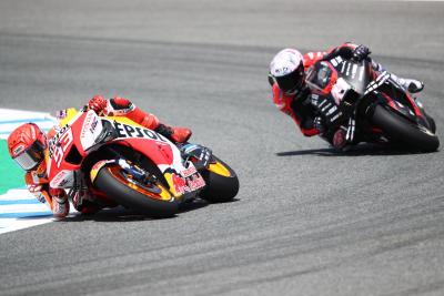 Aleix Espargaro Aprilia, Marc Marquez Honda, MotoGP Jerez