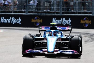 Esteban Ocon (FRA) Alpine F1 Team A522. Formula 1 World Championship, Rd 5, Miami Grand Prix, Miami, Florida, USA, Race