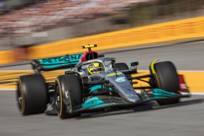 Lewis Hamilton (GBR) ) Mercedes AMG F1 W13. Kejuaraan Dunia Formula 1, Rd 6, Grand Prix Spanyol, Barcelona, Spain,