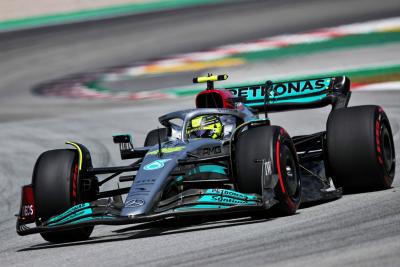 Lewis Hamilton (GBR ) Mercedes AMG F1 W13. Kejuaraan Dunia Formula 1, Rd 6, Grand Prix Spanyol, Barcelona, Spanyol, Balapan