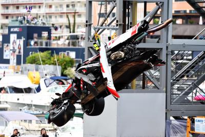 The damaged Haas VF-22 of Mick Schumacher (GER) Haas F1 Team is craned clear. Formula 1 World Championship, Rd 7, Monaco
