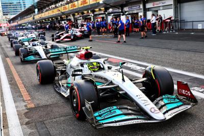 Lewis Hamilton (GBR) Mercedes AMG F1 W13. Formula 1 World Championship, Rd 8, Azerbaijan Grand Prix, Baku Street Circuit,