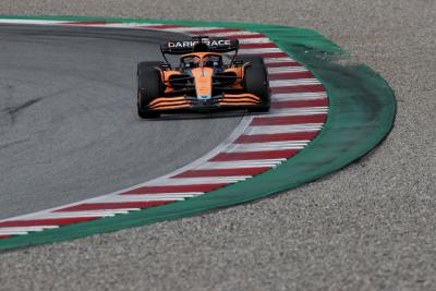 Daniel Ricciardo (AUS) ) McLaren MCL36. Kejuaraan Dunia Formula 1, Rd 11, Grand Prix Austria, Spielberg, Austria, Race