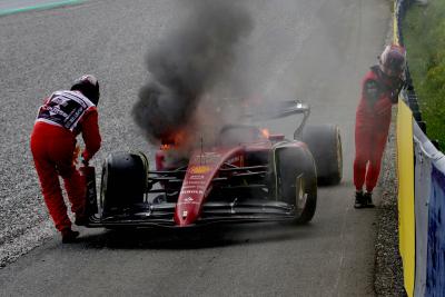 Carlos Sainz Jr (ESP) Ferrari F1-75 retired from the race with his car on fire. Formula 1 World Championship, Rd 11,