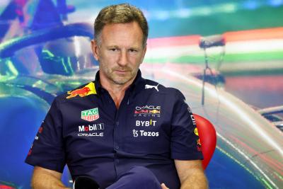 Christian Horner (GBR) ) Ketua Tim Balap Red Bull dalam Konferensi Pers FIA. Kejuaraan Dunia Formula 1, Rd 13,