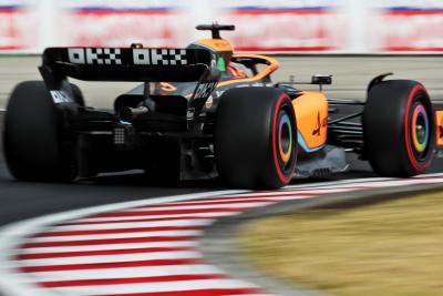 Daniel Ricciardo (AUS) ) McLaren MCL36. Kejuaraan Dunia Formula 1, Rd 13, Hungarian Grand Prix, Budapest, Hungaria,