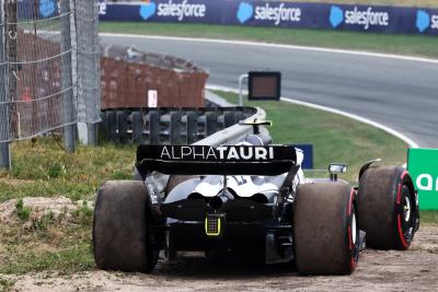 Yuki Tsunoda (JPN) AlphaTauri AT03 pensiun dari balapan. Kejuaraan Dunia Formula 1, Rd 14, Grand Prix Belanda,