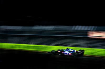 Esteban Ocon (FRA), Kejuaraan Dunia Formula 1 Tim F1 Alpine, Rd 17, Grand Prix Singapura, Sirkuit Jalan Raya Marina Bay,