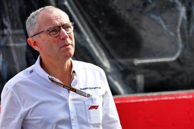 Stefano Domenicali (ITA ) Presiden dan CEO Formula Satu Kejuaraan Dunia Formula 1, Rd 18, Grand Prix Jepang, Suzuka,