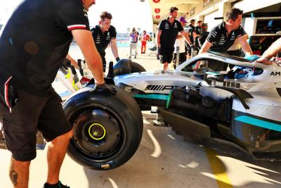 George Russell (GBR) Mercedes AMG F1 W13 with Pirelli prototype tyres. Formula 1 World Championship, Rd 19, United States