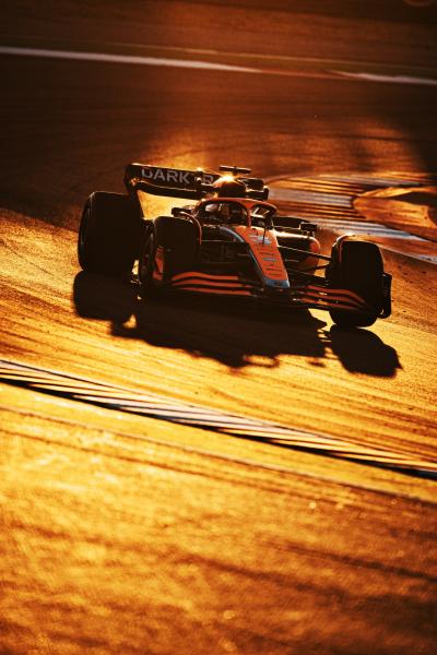 Daniel Ricciardo (AUS) McLaren MCL36. Formula 1 World Championship, Rd 19, United States Grand Prix, Austin, Texas, USA,