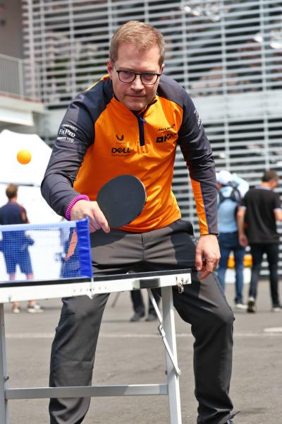 Andreas Seidl, McLaren Managing Director plays table tennis in the paddock. Formula 1 World Championship, Rd 20, Mexican