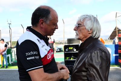 Fred Vasseur (FRA), Sauber F1 Team with Bernie Ecclestone (GBR). Formula 1 World Championship, Rd 21, Brazilian Grand Prix,