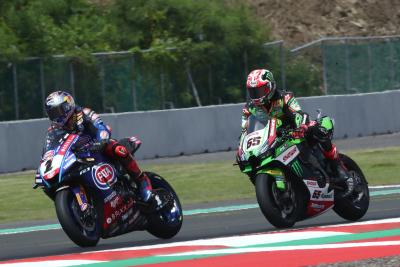 Toprak Razgatlioglu, Jonathan Rea, Race 2, WorldSBK Indonesia. 13 November