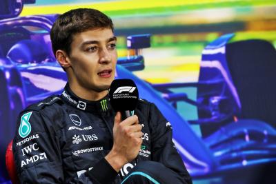 George Russell (GBR ) Mercedes AMG F1 dalam Konferensi Pers FIA pasca balapan. Kejuaraan Dunia Formula 1, Rd 21, Brasil