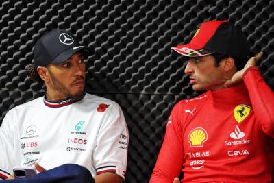 (L to R): Lewis Hamilton (GBR) Mercedes AMG F1 and Carlos Sainz Jr (ESP) Ferrari in the post race FIA Press Conference.