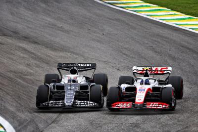 Pierre Gasly (FRA) AlphaTauri AT03 and Mick Schumacher (GER) Haas VF-22 battle for position. Formula 1 World Championship,