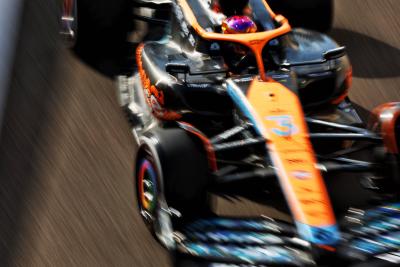 Daniel Ricciardo (AUS) McLaren MCL36. Formula 1 World Championship, Rd 22, Abu Dhabi Grand Prix, Yas Marina Circuit, Abu